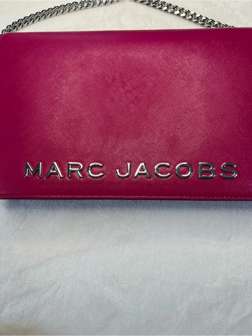 Marc Jacobs compact marc